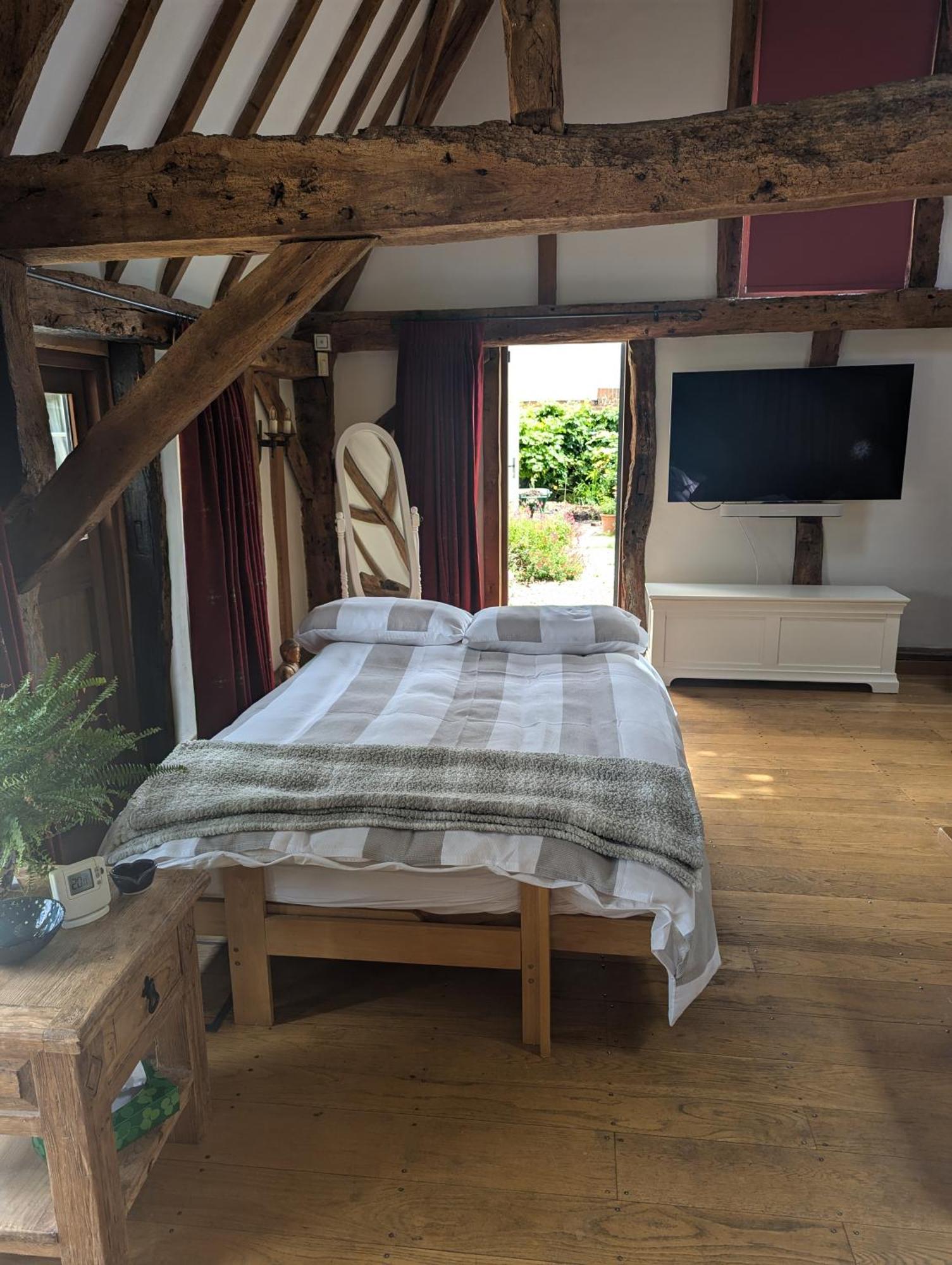 Cosy Listed Barn In Peaceful Country Village Granborough Εξωτερικό φωτογραφία